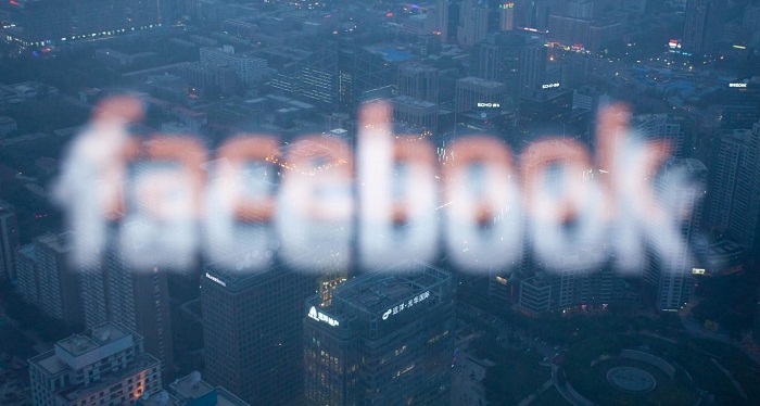 `Facebook` yenə çökdü